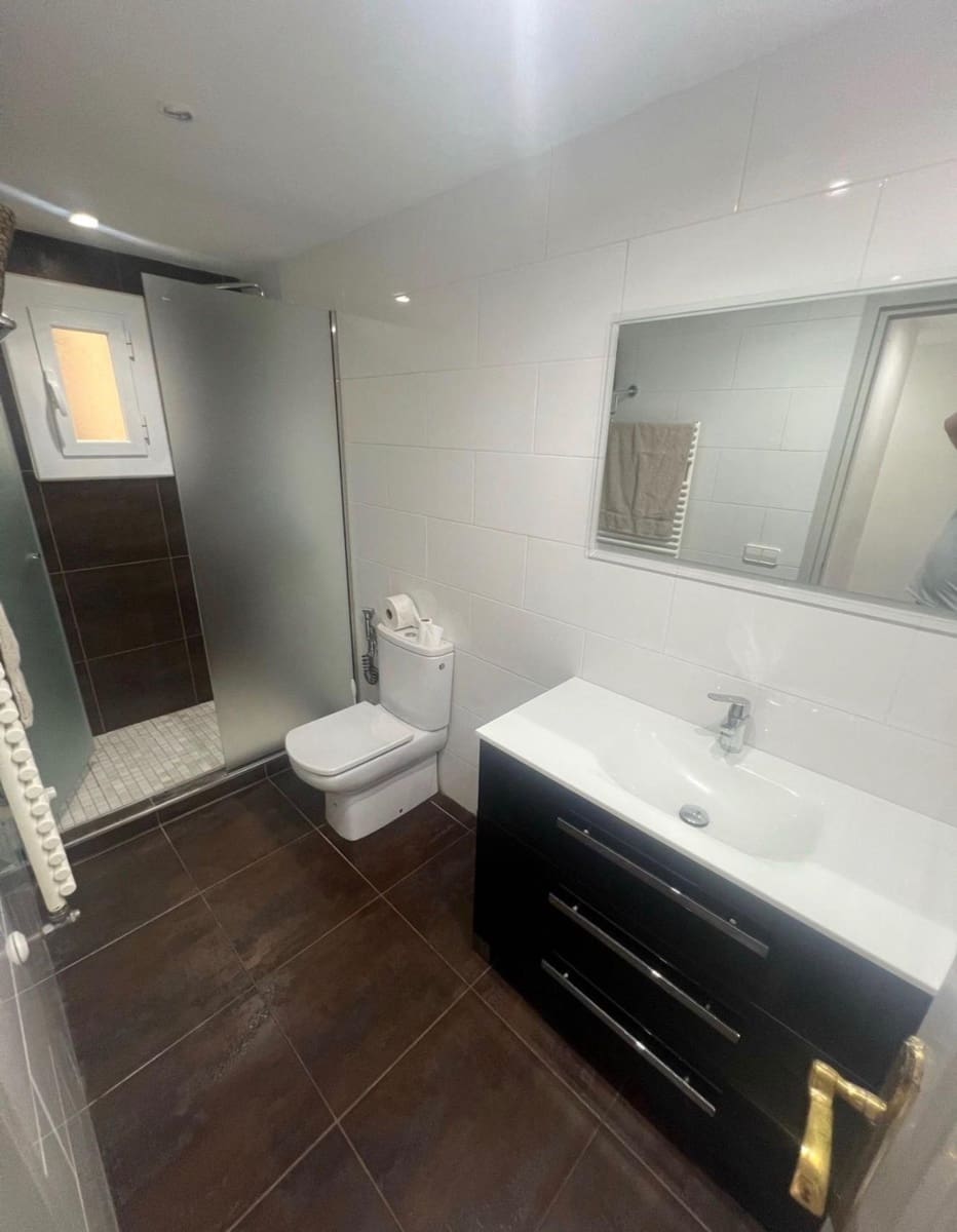 Piso de 3 habitaciones en Palamós en venta - 299.000 € (Ref: 9873619)