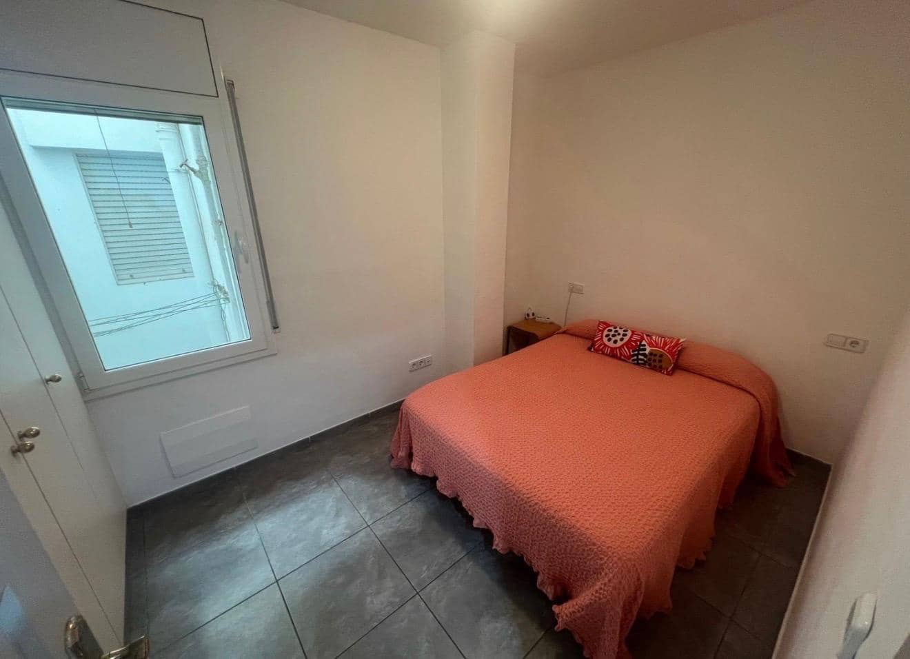 Piso de 3 habitaciones en Palamós en venta - 299.000 € (Ref: 9873619)