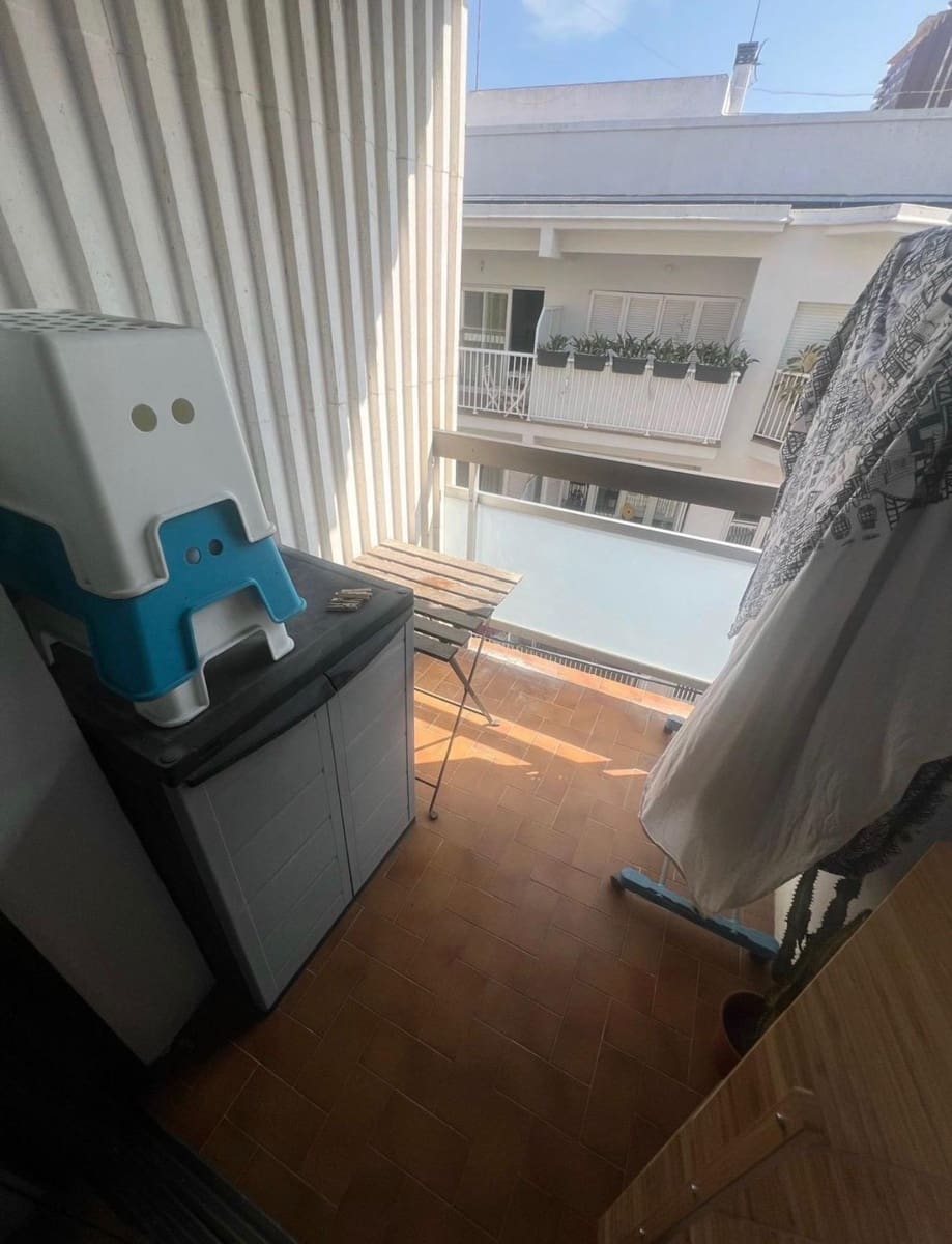 3 bedroom Flat for sale in Palamos - € 299,000 (Ref: 9873619)