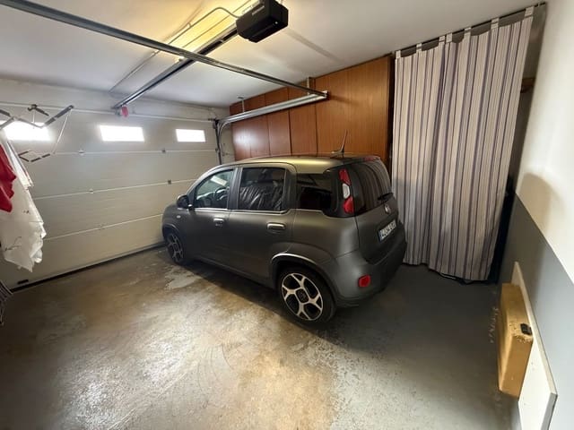3 sovrum Villa till salu i Llagostera med garage - 279 000 € (Ref: 9873624)