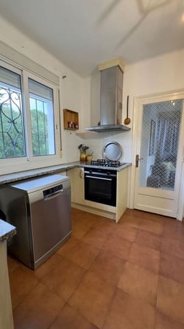 3 sovrum Villa till salu i Santa Cristina d'Aro med pool garage - 350 000 € (Ref: 9873627)