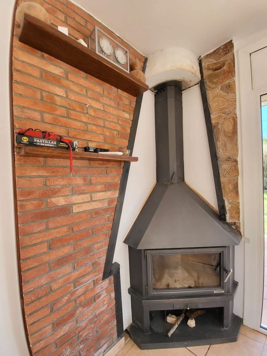3 soverom Villa til salgs i Santa Cristina d'Aro med svømmebasseng garasje - € 350 000 (Ref: 9873627)