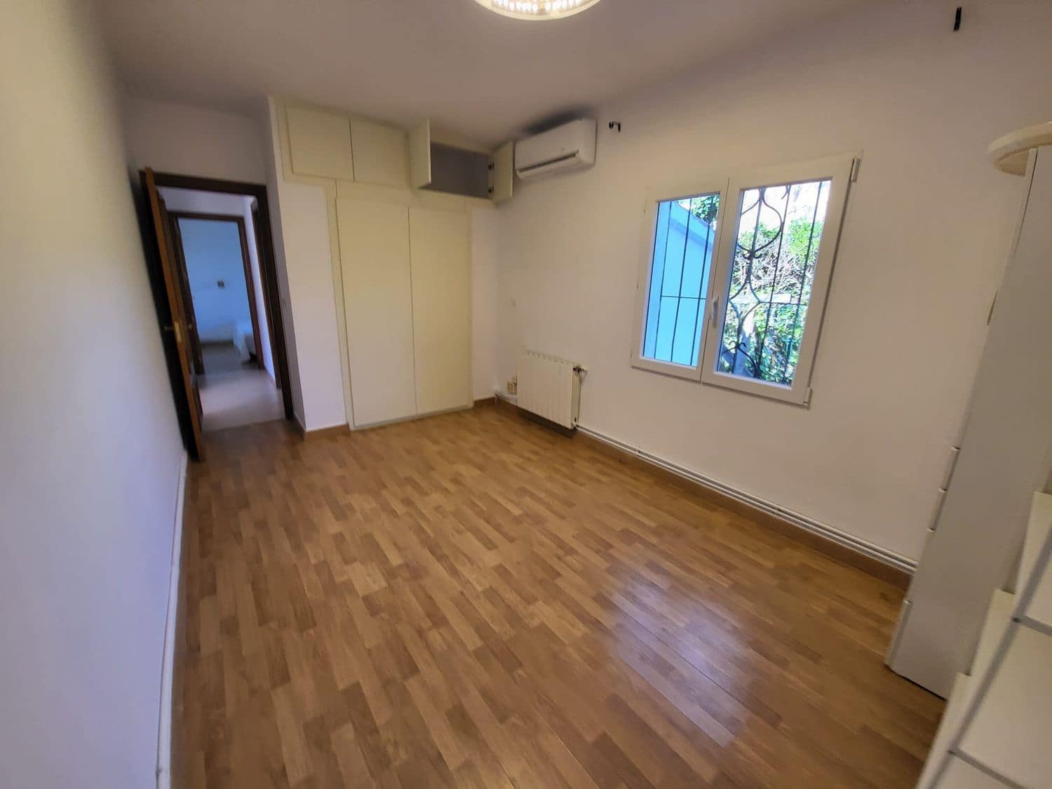 3 soverom Villa til salgs i Santa Cristina d'Aro med svømmebasseng garasje - € 350 000 (Ref: 9873627)