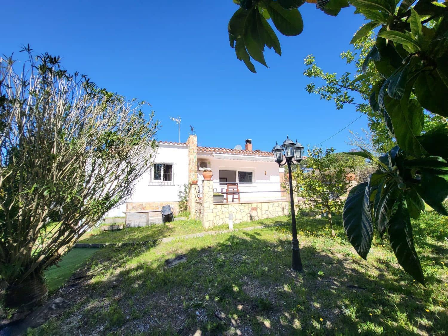 3 soverom Villa til salgs i Santa Cristina d'Aro med svømmebasseng garasje - € 350 000 (Ref: 9873627)