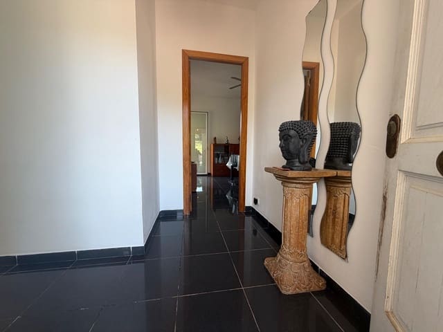4 soveværelse Villa til salg i Maçanet de la Selva med garage - € 280.000 (Ref: 9873629)