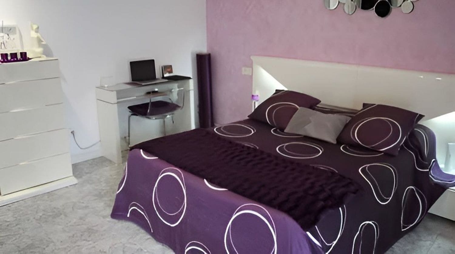 Chalet de 3 habitaciones en Lloret de Mar en venta con garaje - 625.000 € (Ref: 9873631)