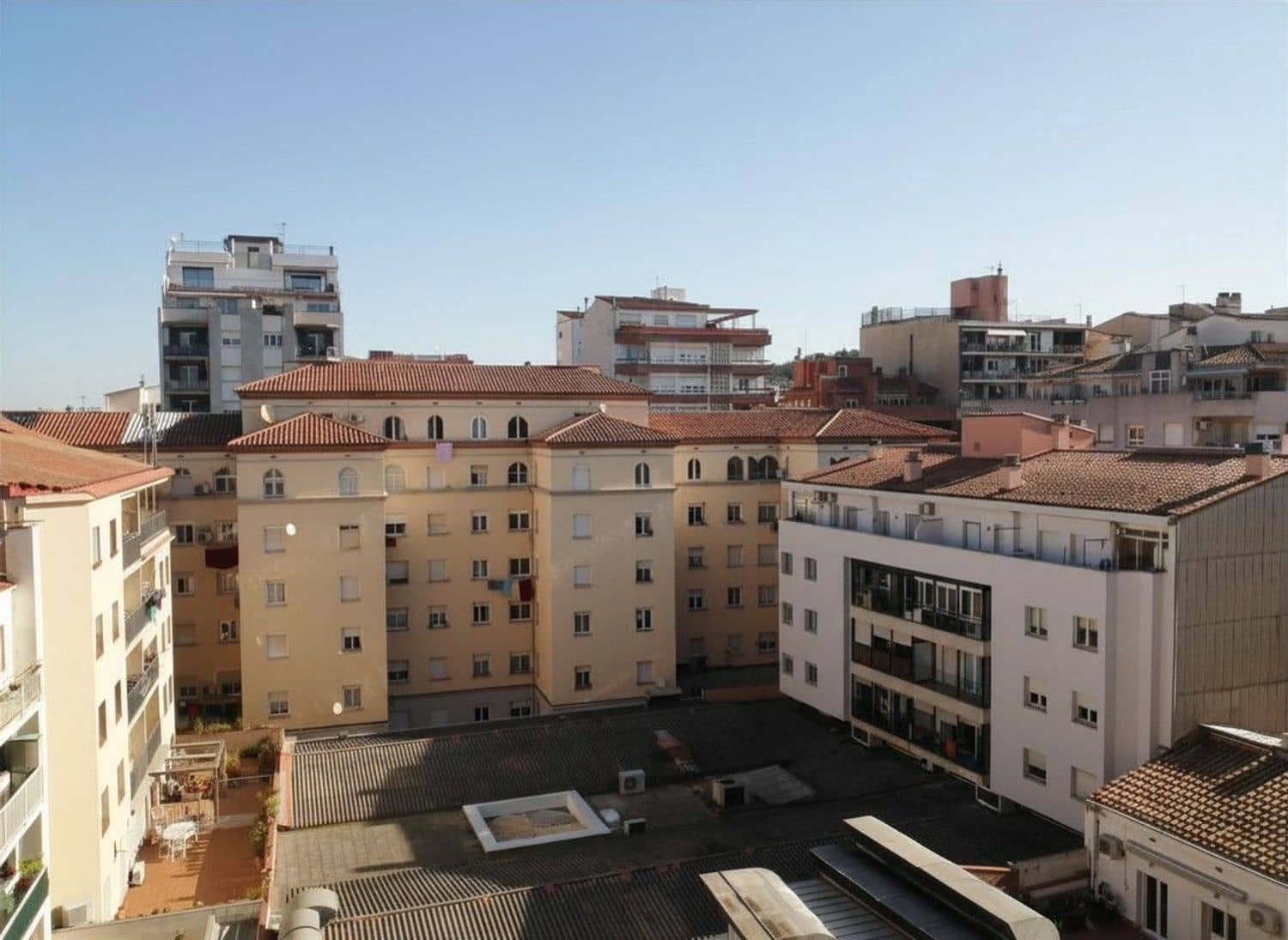 4 bedroom Flat for sale in Girona city - € 475,000 (Ref: 9873633)