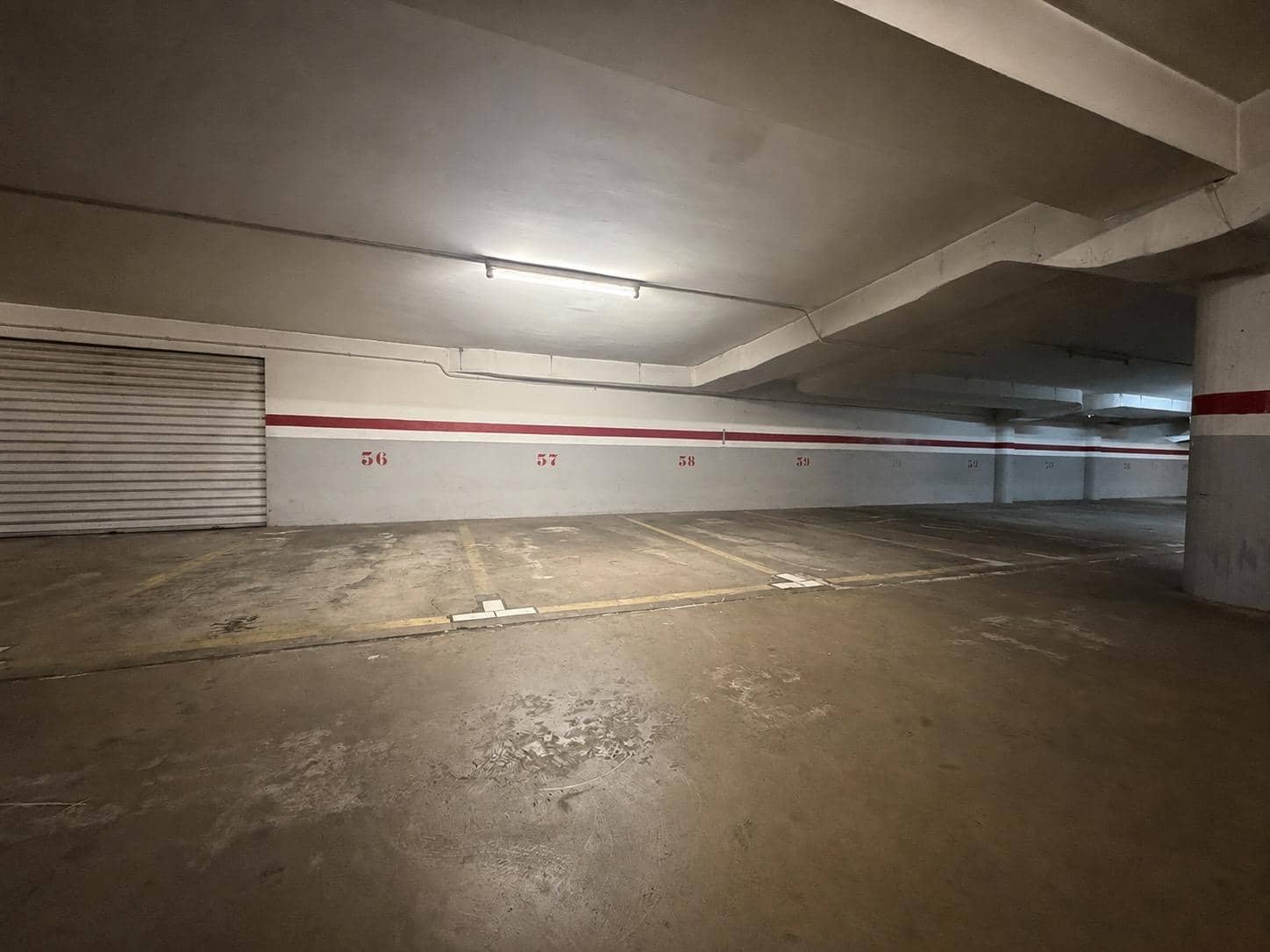 4 bedroom Flat for sale in Girona city with garage - € 460,000 (Ref: 9873633)