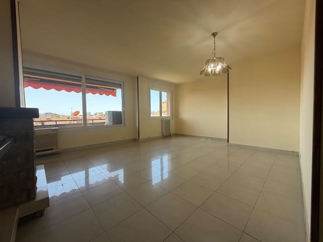 4 sypialnia Mieszkanie na sprzedaż w Miasto Girona z garażem - 460 000 € (Ref: 9873633)