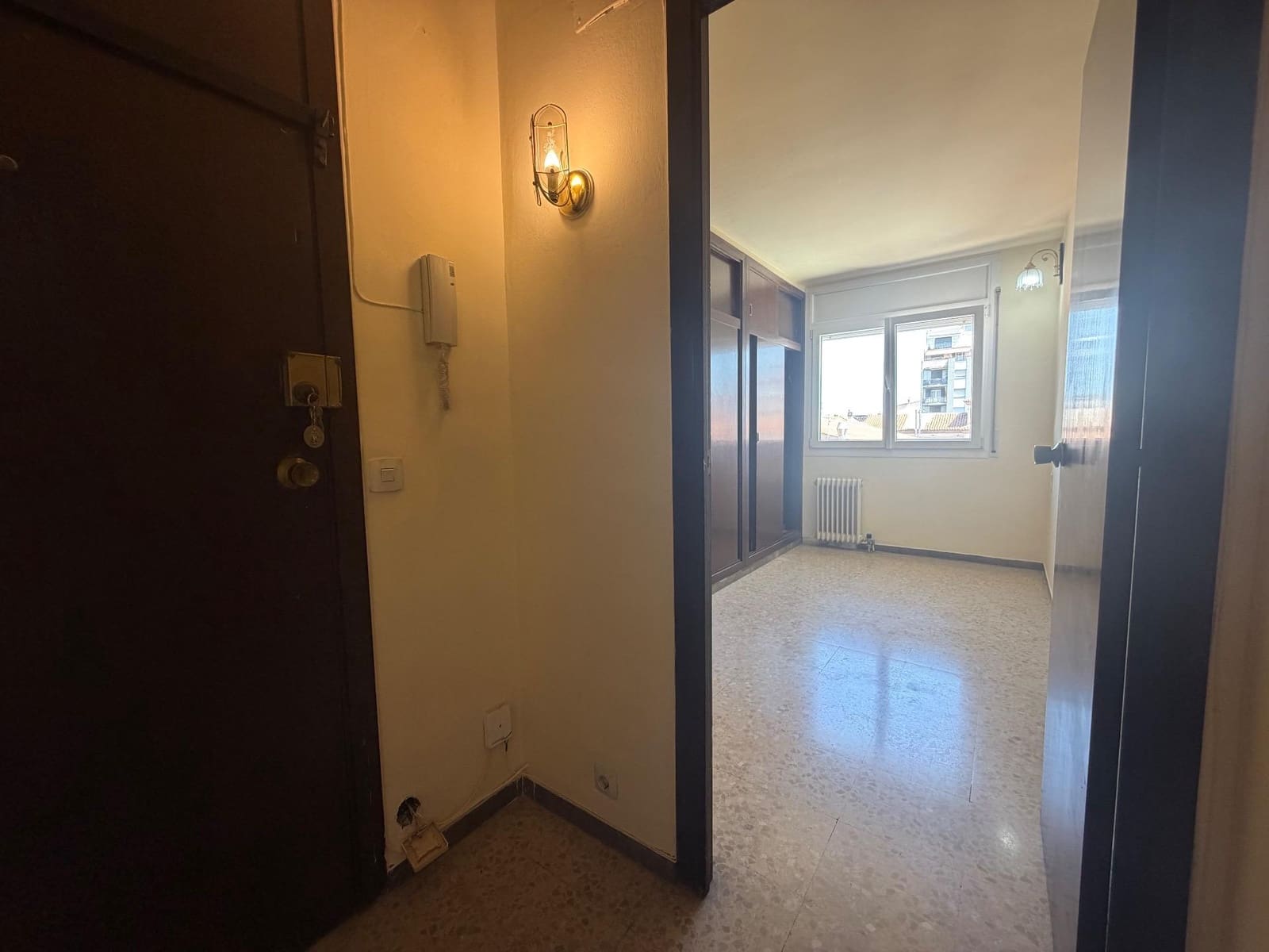 4 bedroom Flat for sale in Girona city with garage - € 460,000 (Ref: 9873633)