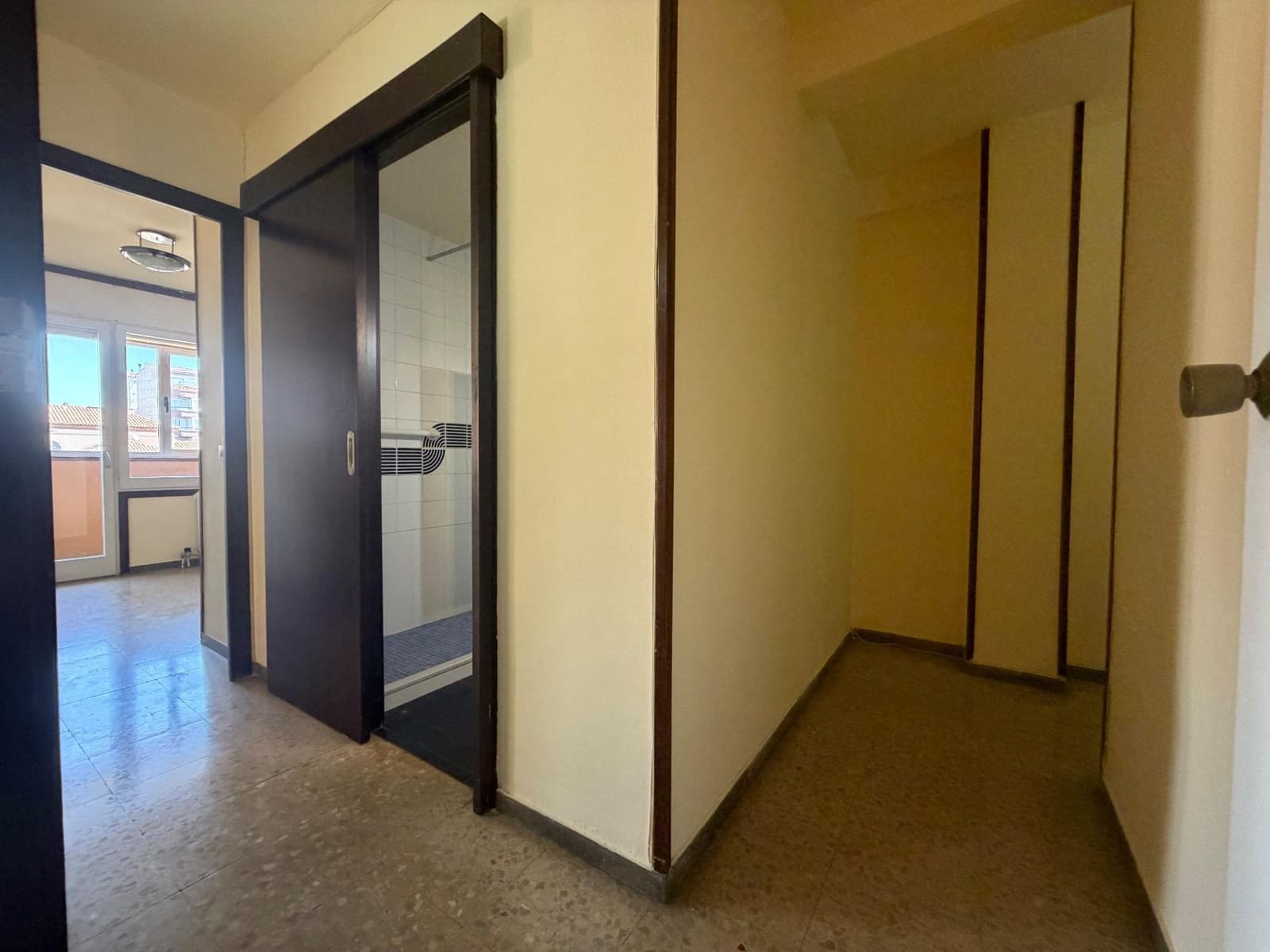 4 bedroom Flat for sale in Girona city with garage - € 460,000 (Ref: 9873633)