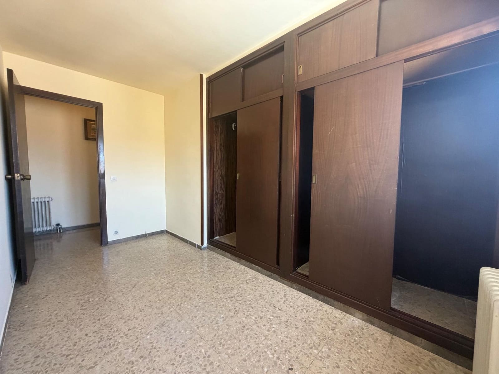 4 bedroom Flat for sale in Girona city with garage - € 460,000 (Ref: 9873633)