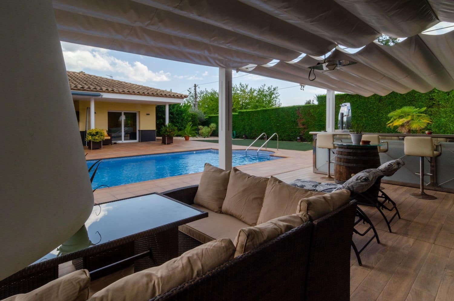 5 bedroom Villa for sale in Llagostera with pool garage - € 690,000 (Ref: 9873635)