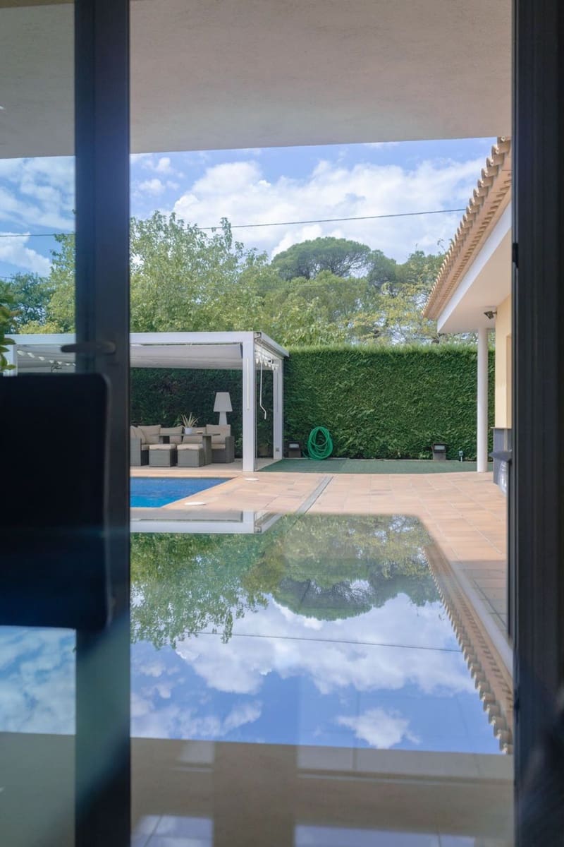 5 bedroom Villa for sale in Llagostera with pool garage - € 690,000 (Ref: 9873635)