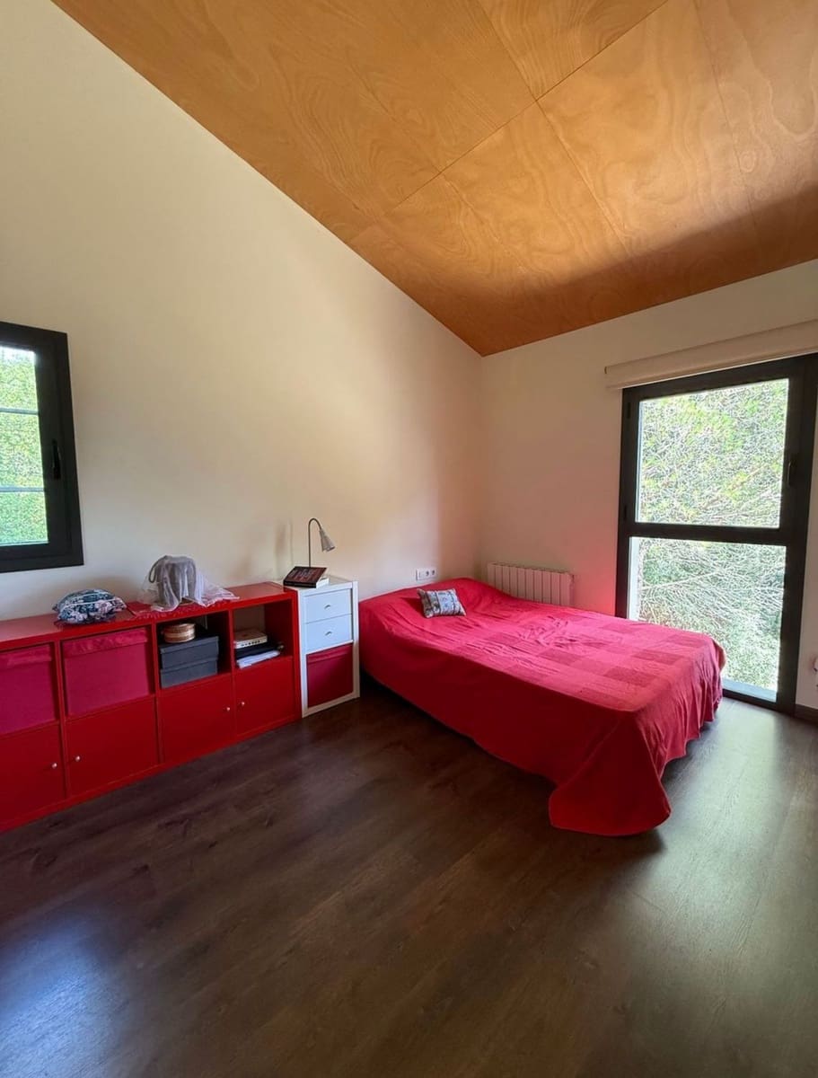 3 Zimmer Villa zu verkaufen in Sant Aniol de Finestres mit Garage - 413.000 € (Ref: 9873642)