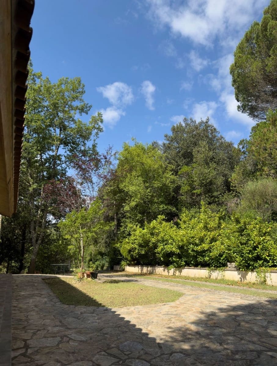 3 Zimmer Villa zu verkaufen in Sant Aniol de Finestres mit Garage - 413.000 € (Ref: 9873642)