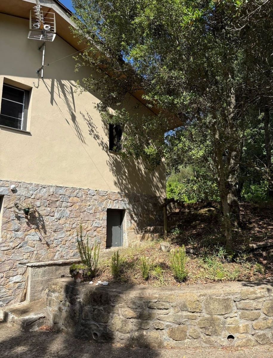 3 Zimmer Villa zu verkaufen in Sant Aniol de Finestres mit Garage - 413.000 € (Ref: 9873642)