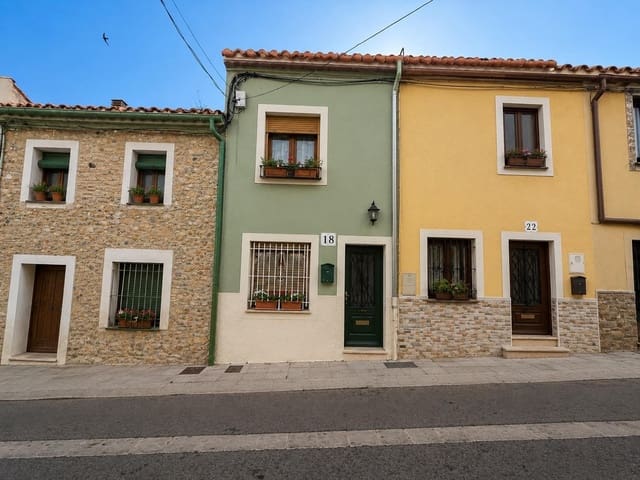 3 sovrum Radhus till salu i Sant Feliu de Guíxols - 375 000 € (Ref: 9873653)