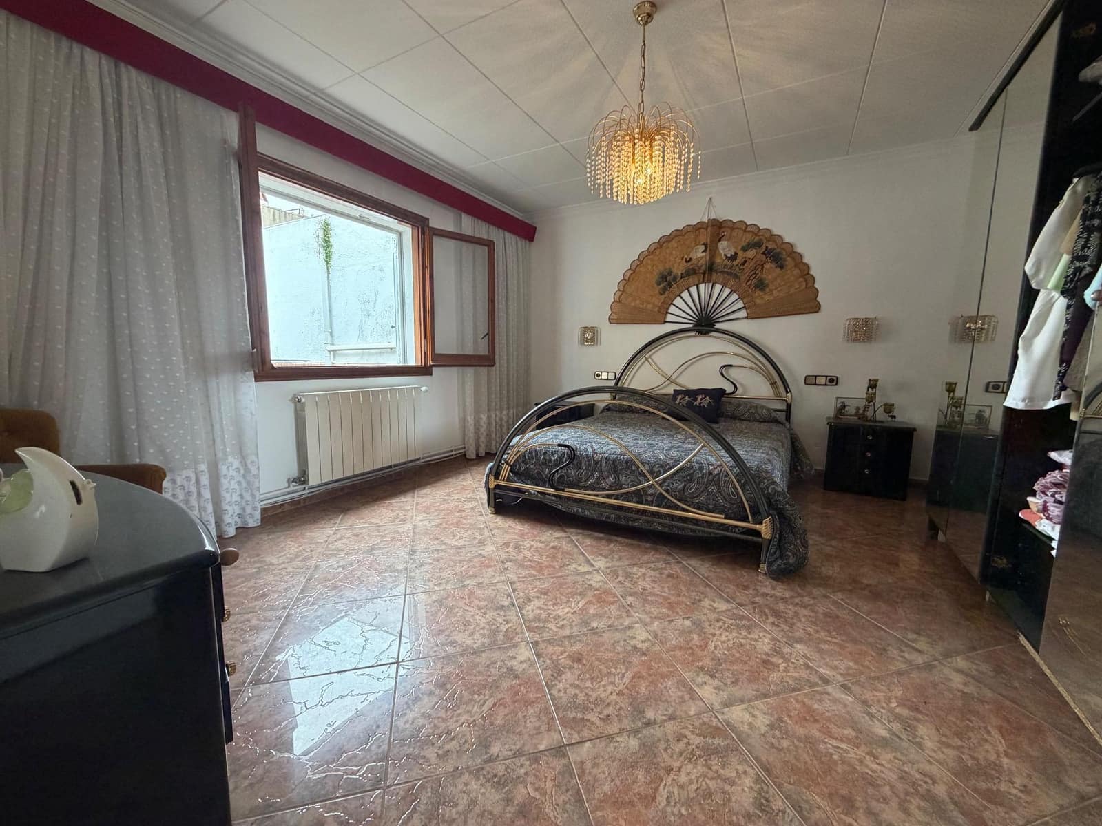 Chalet de 4 habitaciones en Mont-ras en venta con garaje - 419.000 € (Ref: 9884922)