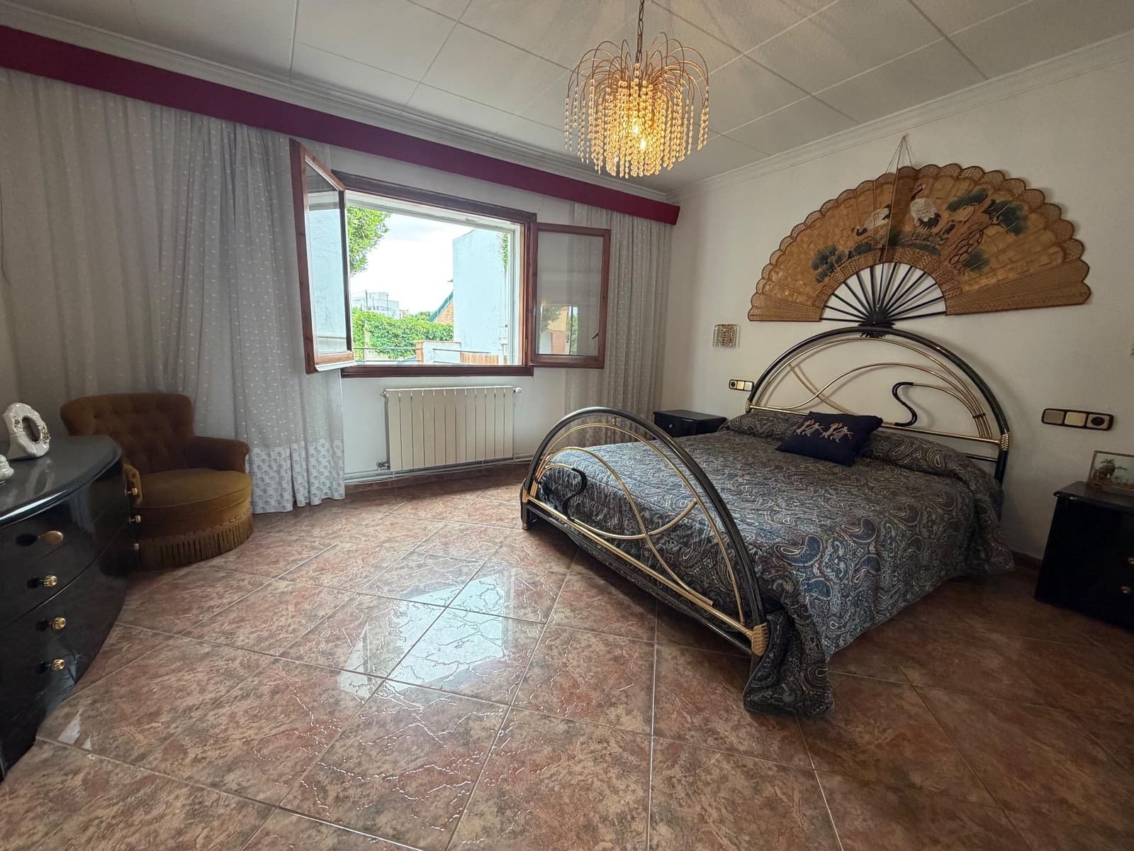 Chalet de 4 habitaciones en Mont-ras en venta con garaje - 419.000 € (Ref: 9884922)