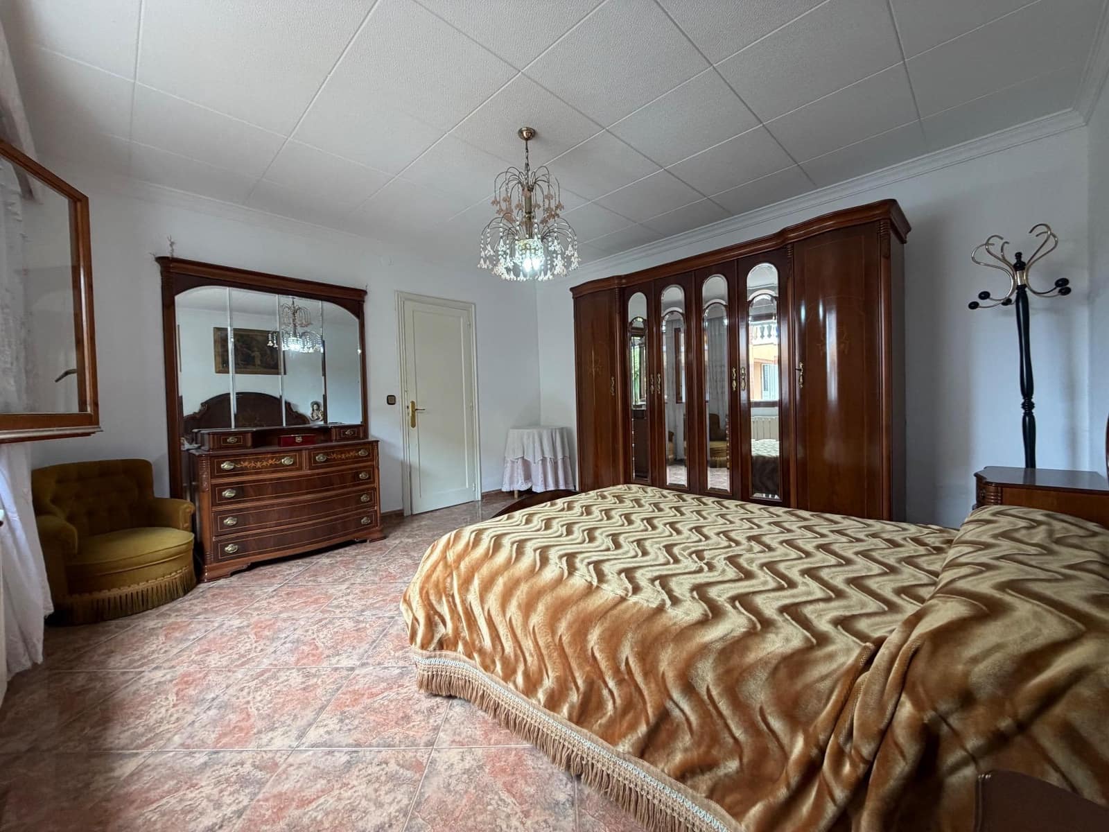 Chalet de 4 habitaciones en Mont-ras en venta con garaje - 419.000 € (Ref: 9884922)