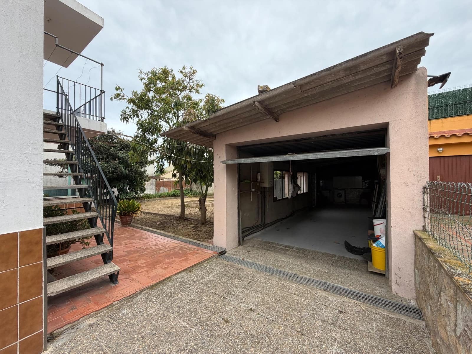 Chalet de 4 habitaciones en Mont-ras en venta con garaje - 419.000 € (Ref: 9884922)