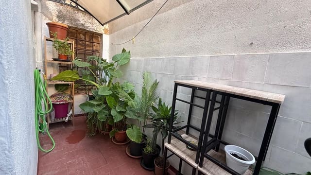 3 slaapkamer Rijtjeshuis te koop in La Bisbal d'Empordà - € 325.000 (Ref: 9975523)