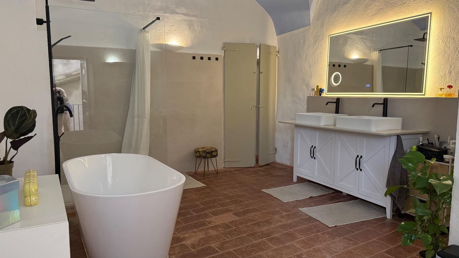 3 slaapkamer Rijtjeshuis te koop in La Bisbal d'Emporda - € 325.000 (Ref: 9975523)