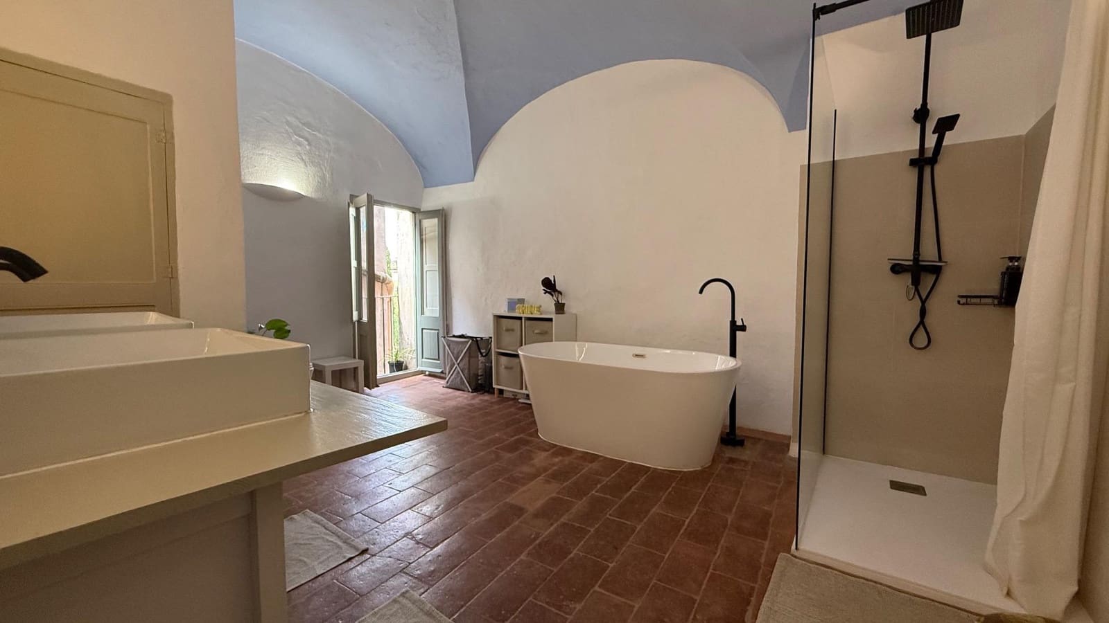 3 slaapkamer Rijtjeshuis te koop in La Bisbal d'Emporda - € 325.000 (Ref: 9975523)