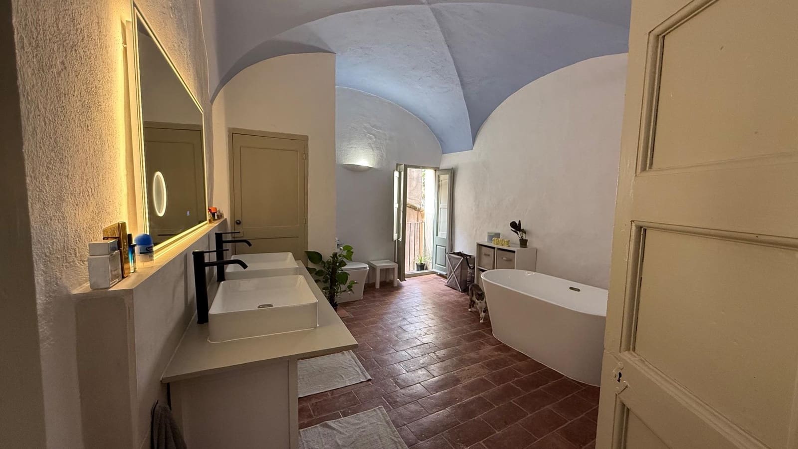 3 slaapkamer Rijtjeshuis te koop in La Bisbal d'Emporda - € 325.000 (Ref: 9975523)