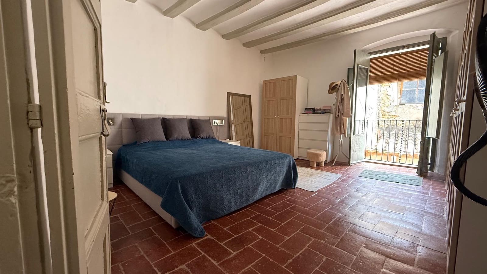 3 slaapkamer Rijtjeshuis te koop in La Bisbal d'Emporda - € 325.000 (Ref: 9975523)