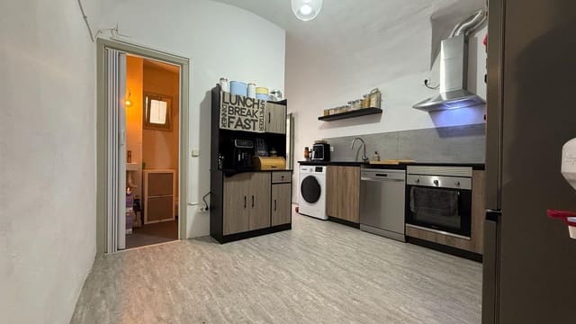 Adosado de 3 habitaciones en La Bisbal d'Empordà en venta - 340.000 € (Ref: 9975523)