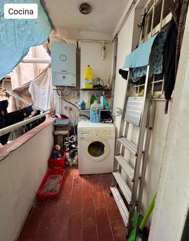 3 makuuhuone Asunto myytävänä paikassa Salt - 139 000 € (Ref: 9975525)