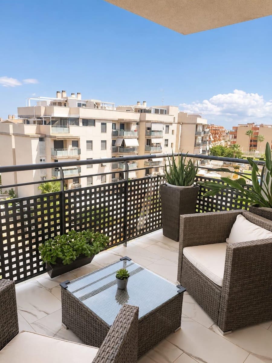 3 bedroom Apartment for sale in Canet d'En Berenguer with pool - € 440,000 (Ref: 9979810)