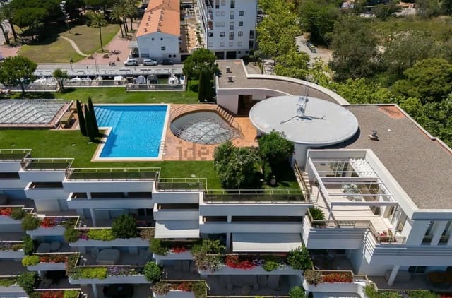 3 Zimmer Wohnung zu verkaufen in Platja d'Aro, Castell-Platja d'Aro mit Pool - 850.000 € (Ref: 9998883)
