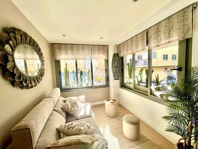 1 soveværelse Lejlighed til salg i Puerto de Estepona, Estepona - € 244.800 (Ref: 9426184)