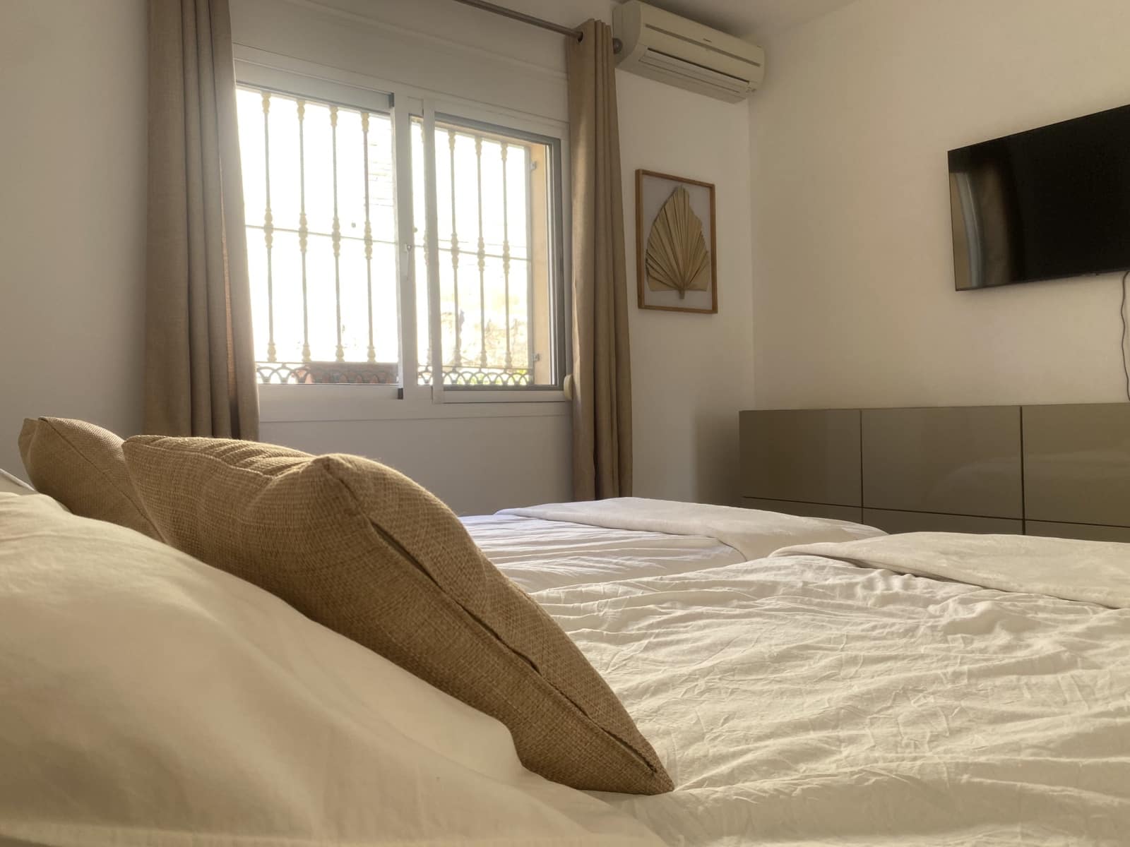 3 bedroom Villa for rent in Mijas with pool - € 3,000 (Ref: 9438422)