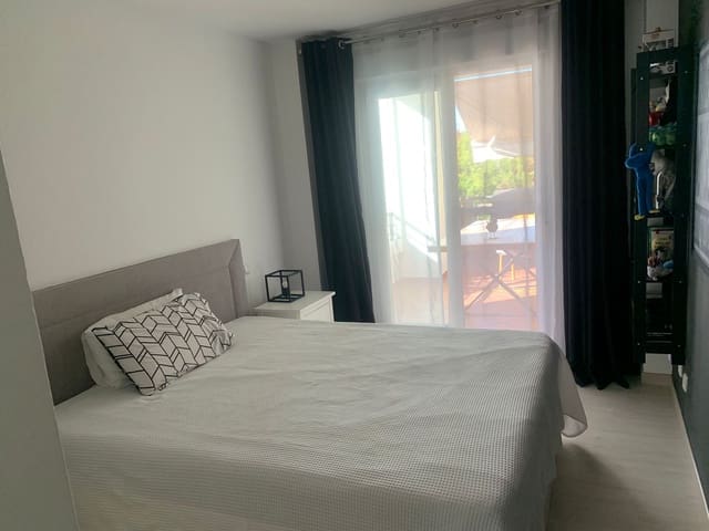 3 slaapkamer Appartement te koop in Los Arqueros - Puerto del Almendro, Benahavís met zwembad garage - € 409.000 (Ref: 9469965)