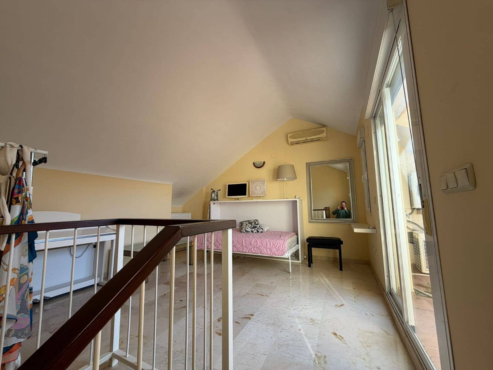 4 soveværelse Byhus til leje i Marbella med swimmingpool garage - € 3.000 (Ref: 9628092)