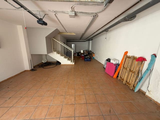 4 soveværelse Byhus til leje i El Rosario, Marbella med swimmingpool garage - € 3.000 (Ref: 9628092)
