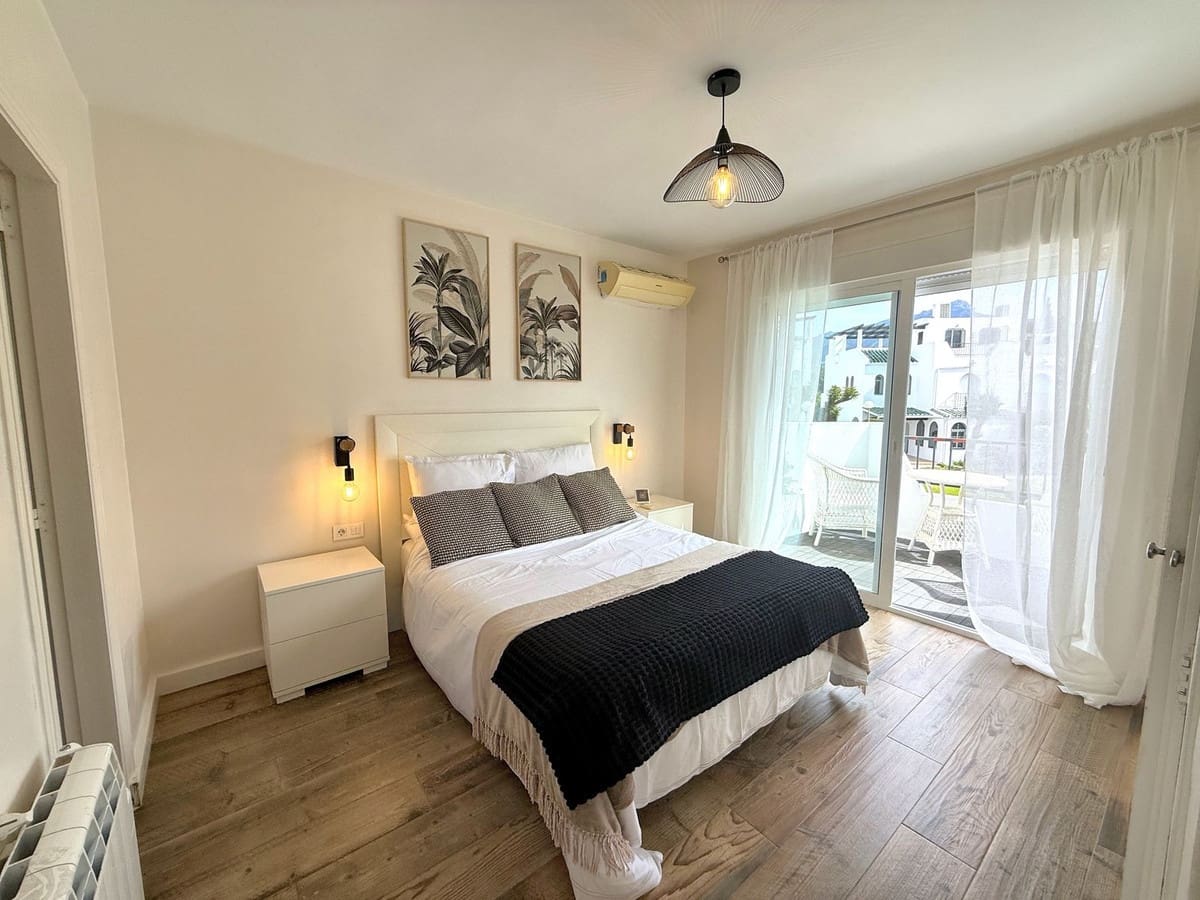 4 Zimmer Reihenhaus zu vermieten in Nueva Andalucia mit Pool Garage - 3.900 € (Ref: 10008776)