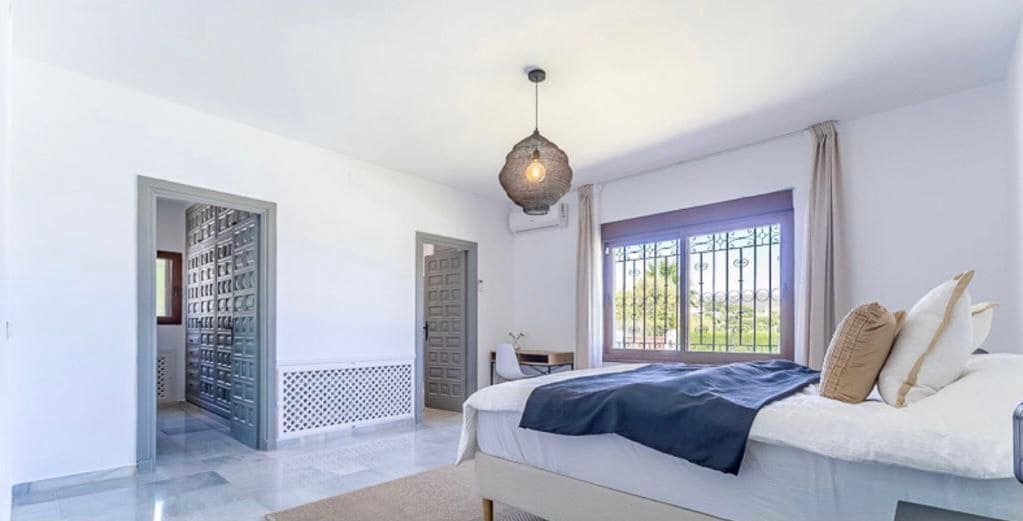 5 sovrum Villa att hyra i Marbella med pool garage - 8 500 € (Ref: 10011146)