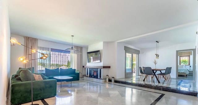 5 sovrum Villa att hyra i Río Real, Marbella med pool garage - 8 500 € (Ref: 10011146)