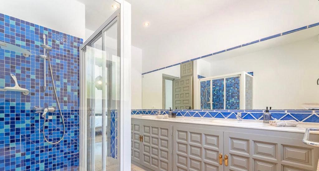 5 sovrum Villa att hyra i Marbella med pool garage - 8 500 € (Ref: 10011146)
