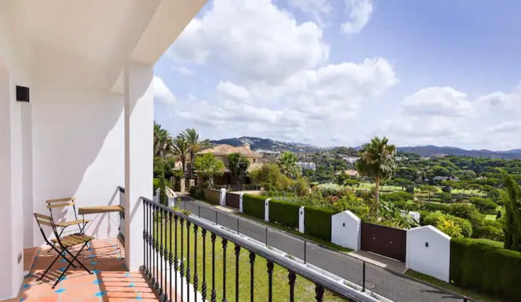 5 sovrum Villa att hyra i Marbella med pool garage - 8 500 € (Ref: 10011146)