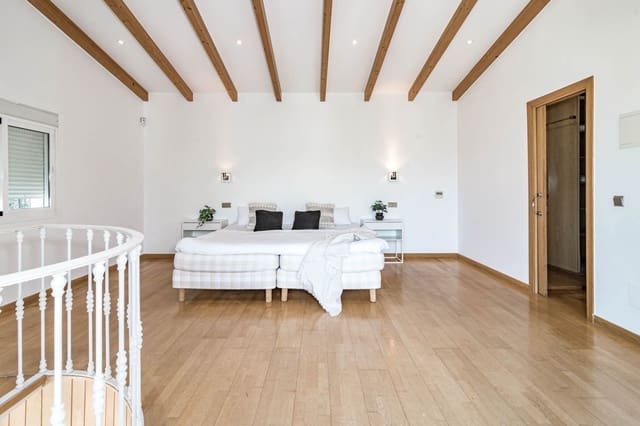5 sovrum Villa att hyra i Río Real, Marbella med pool garage - 8 500 € (Ref: 10011146)
