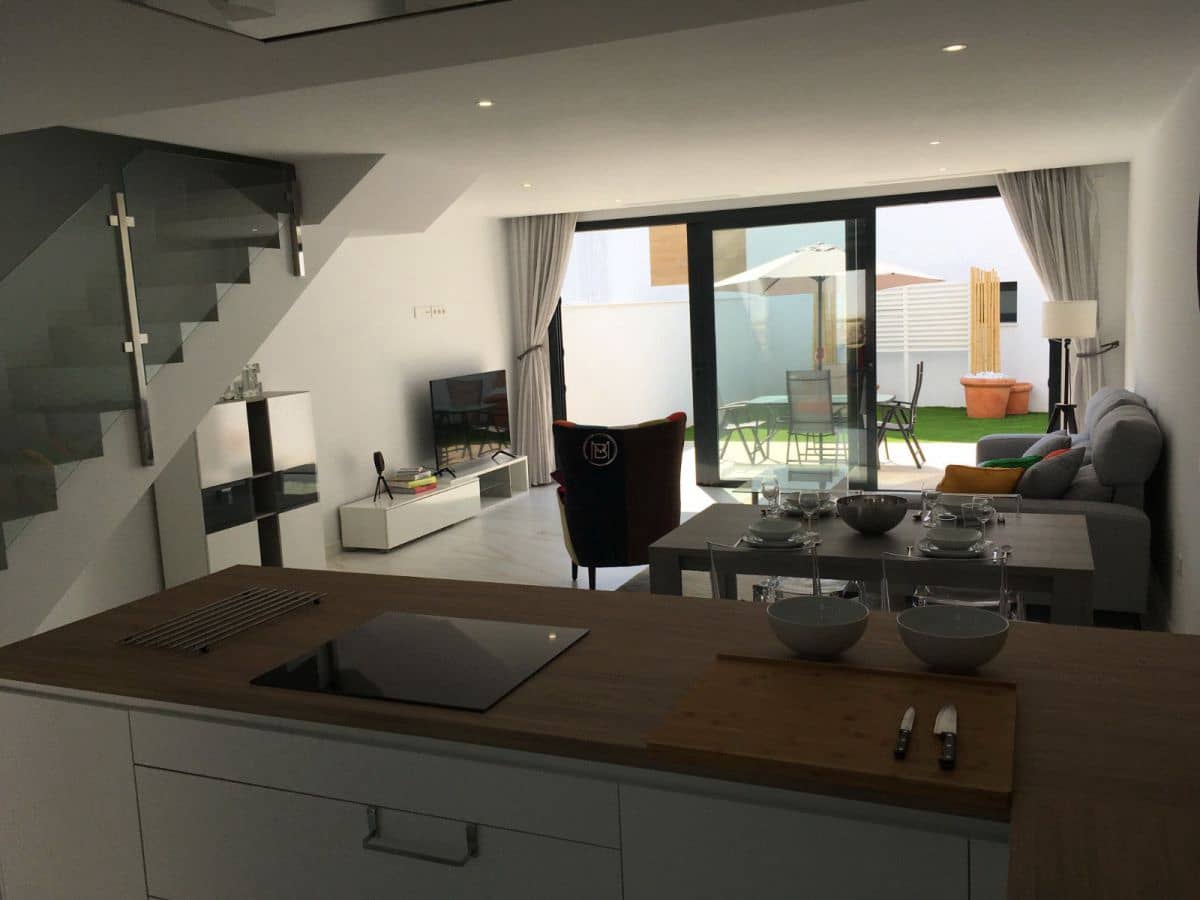 3 makuuhuone Rivitalo vuokrattavana paikassa Marbella mukana uima-altaan 
autotalli - 3 500 € (Ref: 10013002)