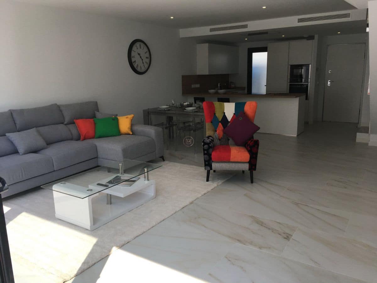 3 makuuhuone Rivitalo vuokrattavana paikassa Marbella mukana uima-altaan 
autotalli - 3 500 € (Ref: 10013002)