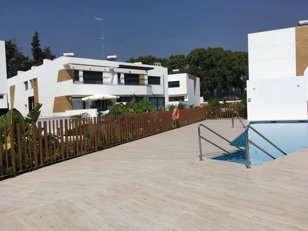 3 makuuhuone Rivitalo vuokrattavana paikassa Marbella mukana uima-altaan 
autotalli - 3 500 € (Ref: 10013002)