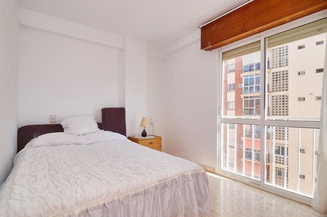 4 slaapkamer Appartement te koop in Fuengirola - € 330.000 (Ref: 10015237)